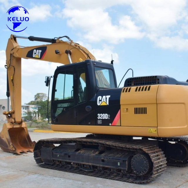 Excavadora CAT-320d2 de segunda mano